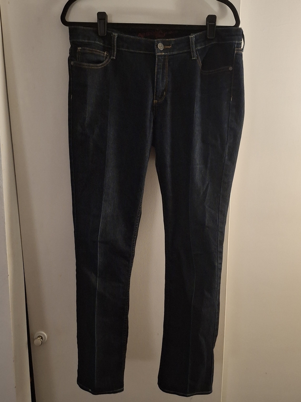 Arizona Jean Company Women's Dark Blue Skinny Jeans